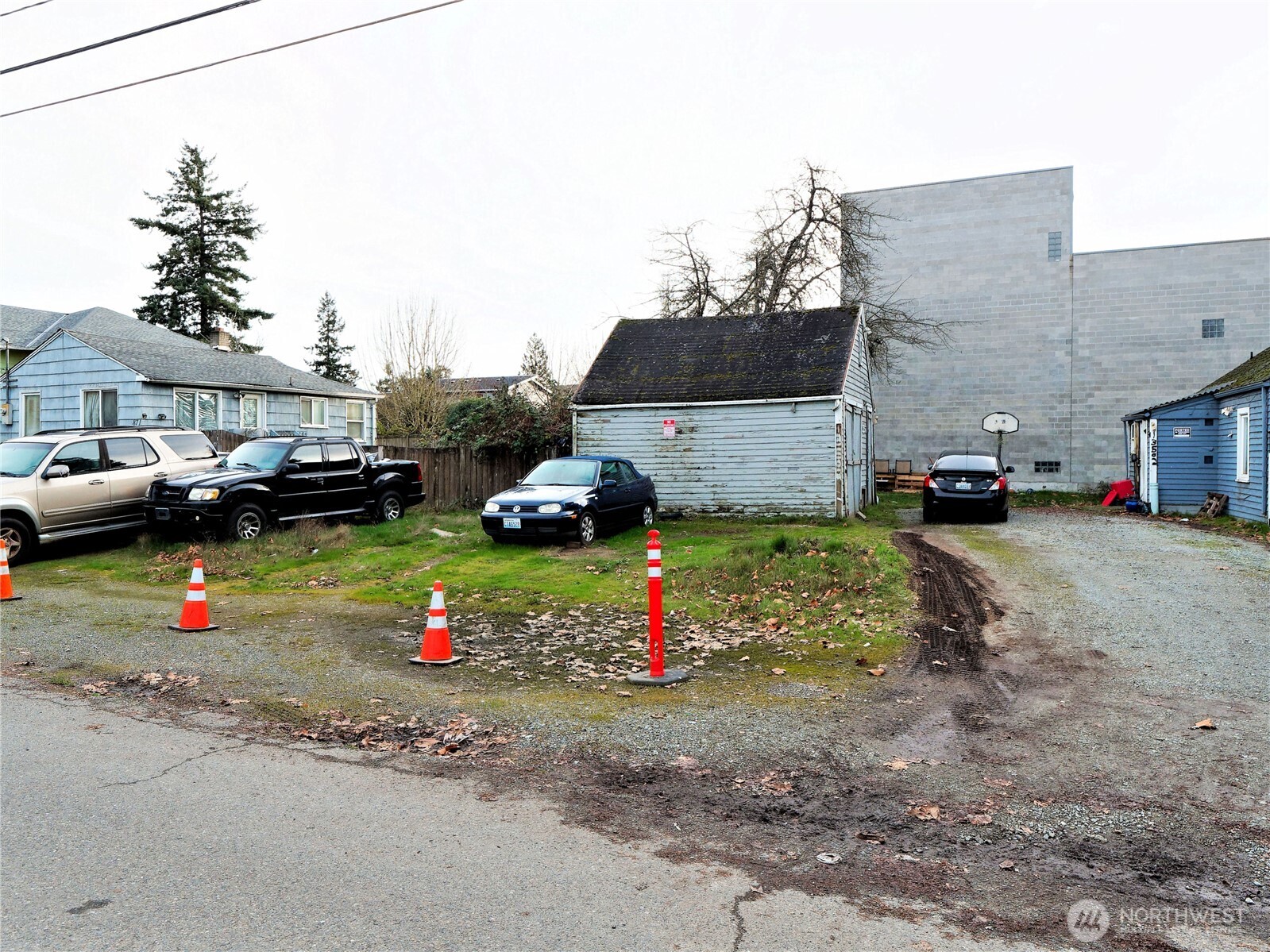 13502 Ambaum Boulevard SW, Burien, WA 98146