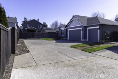 10705 NE 99th Avenue , Vancouver, WA 98662 - Photo 2