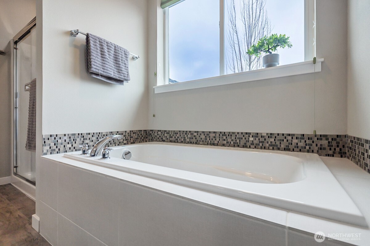 10705 NE 99th Avenue , Vancouver, WA 98662