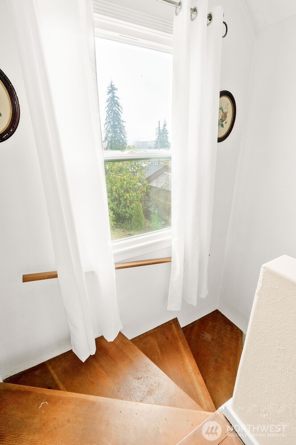 704 Essex Avenue , Aberdeen, WA 98520