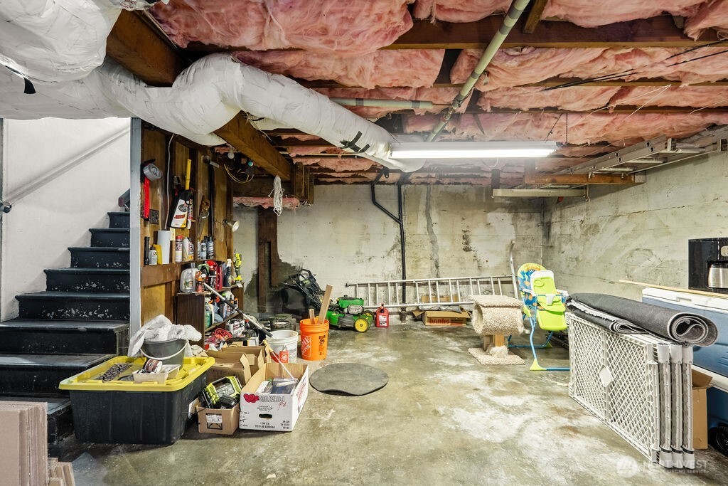 704 Essex Avenue , Aberdeen, WA 98520