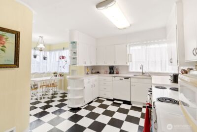 704 Essex Avenue , Aberdeen, WA 98520 - Photo 8