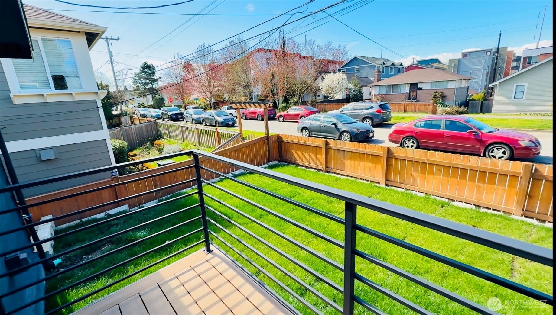 9040 17th Avenue SW, Seattle, WA 98106