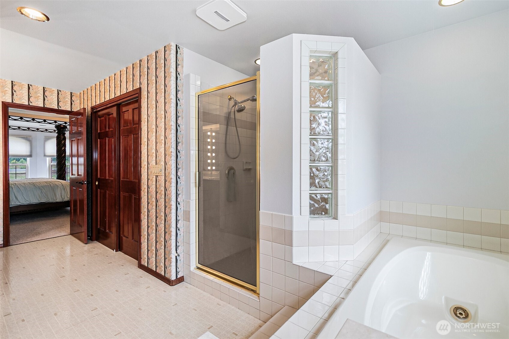 16915 32nd Avenue E, Tacoma, WA 98446