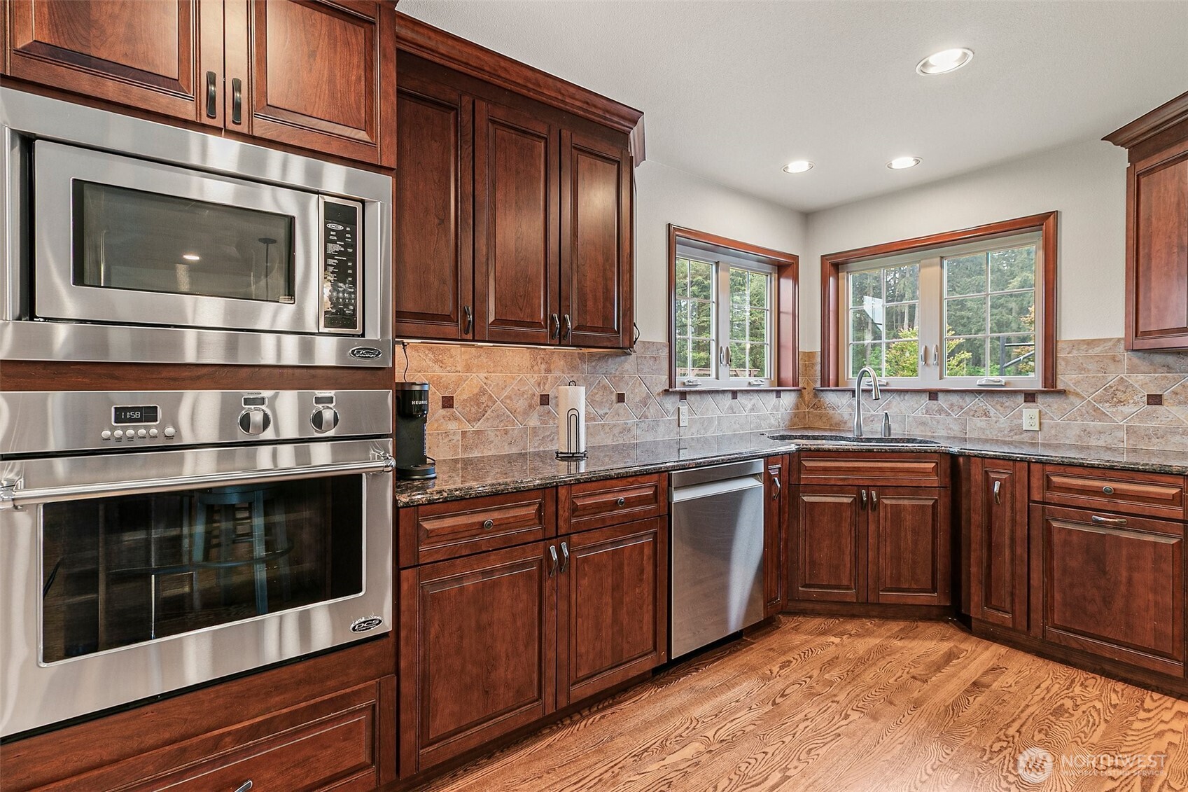 16915 32nd Avenue E, Tacoma, WA 98446