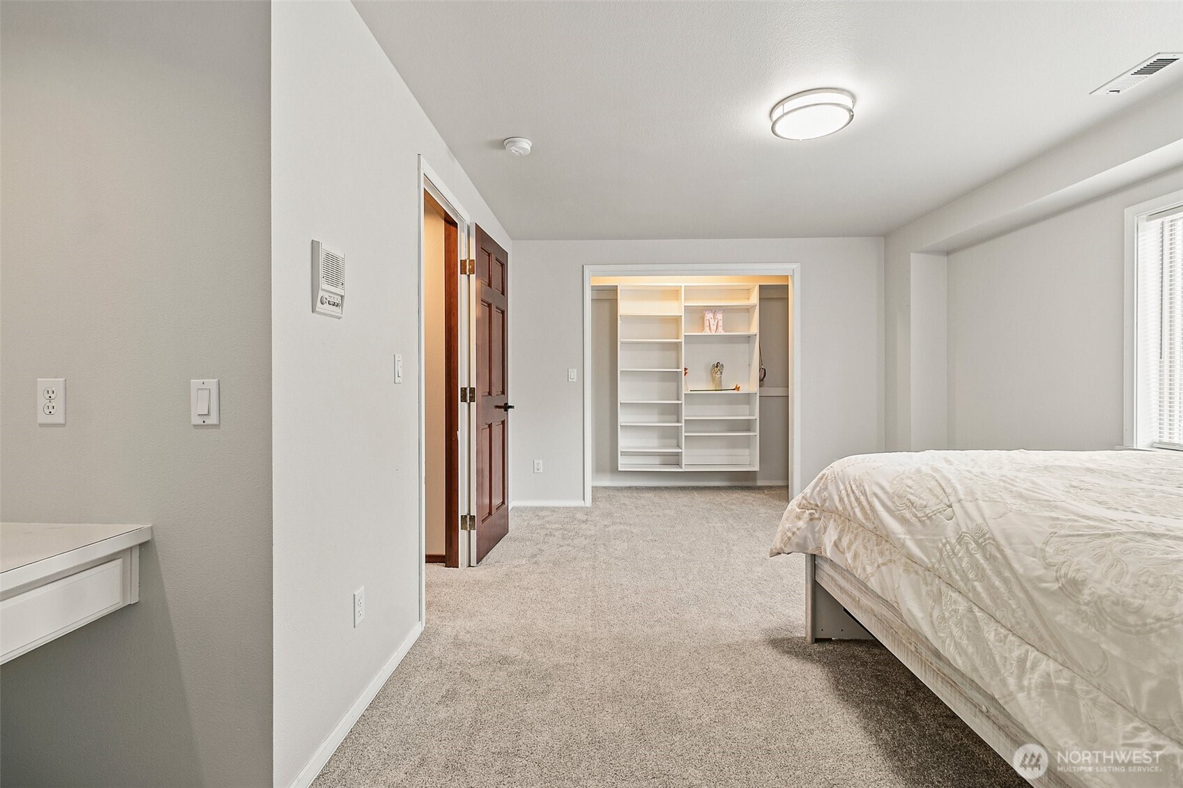 16915 32nd Avenue E, Tacoma, WA 98446