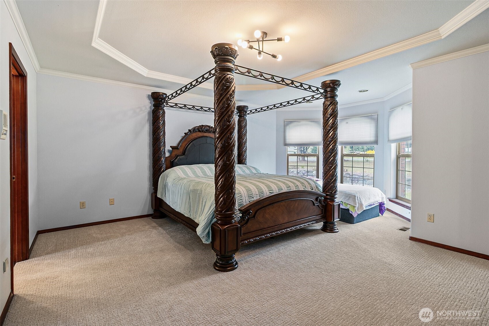 16915 32nd Avenue E, Tacoma, WA 98446