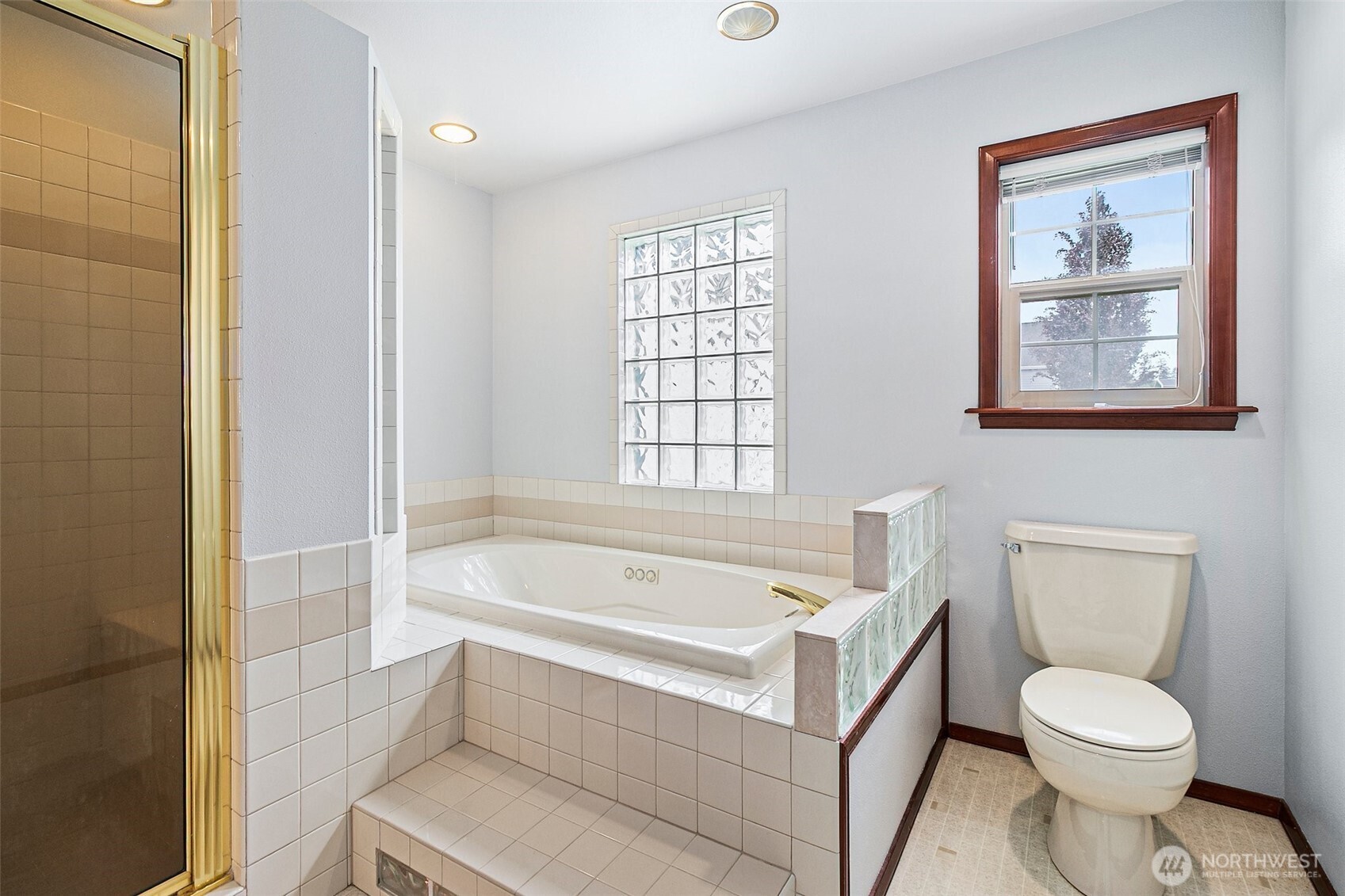 16915 32nd Avenue E, Tacoma, WA 98446