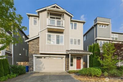 19608 82nd Place NE, Kenmore, WA 98028