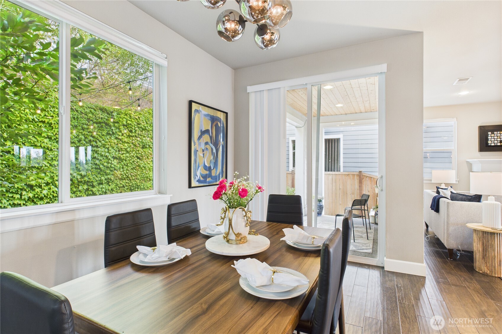 19608 82nd Place NE, Kenmore, WA 98028