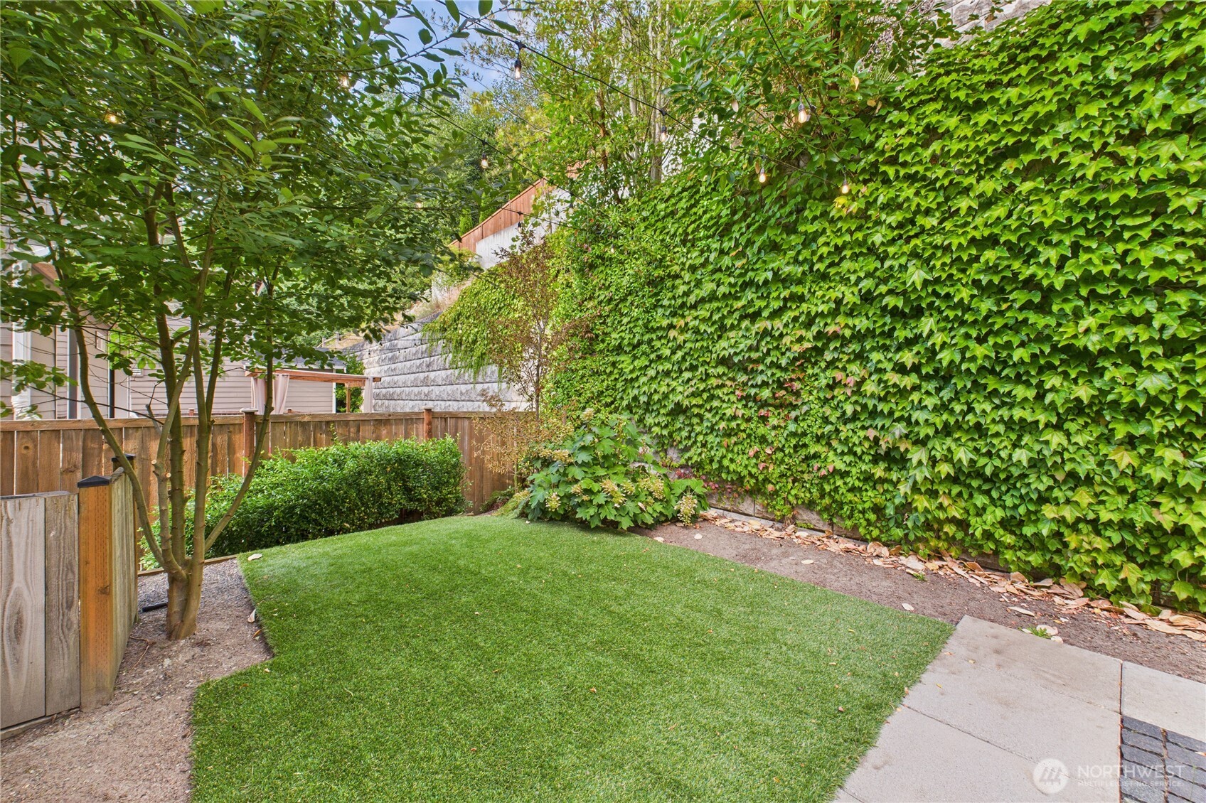 19608 82nd Place NE, Kenmore, WA 98028