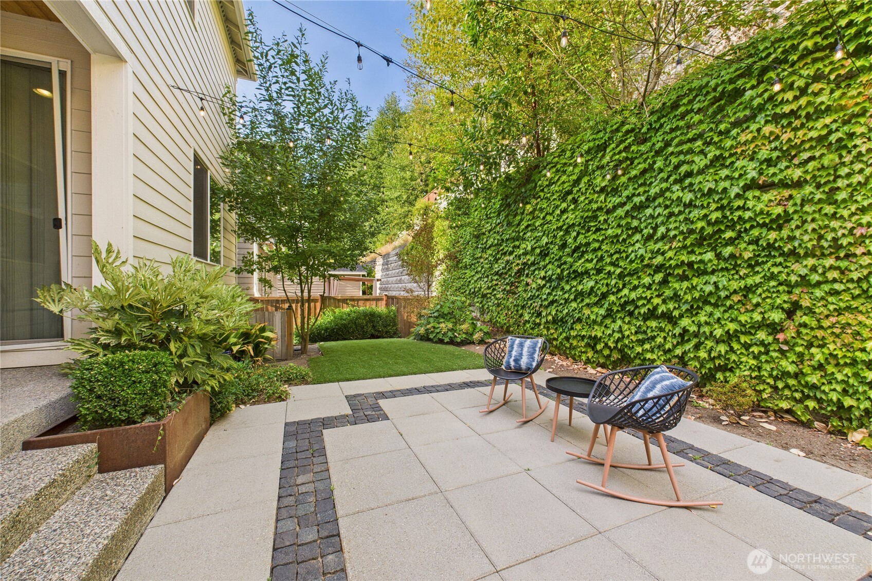 19608 82nd Place NE, Kenmore, WA 98028