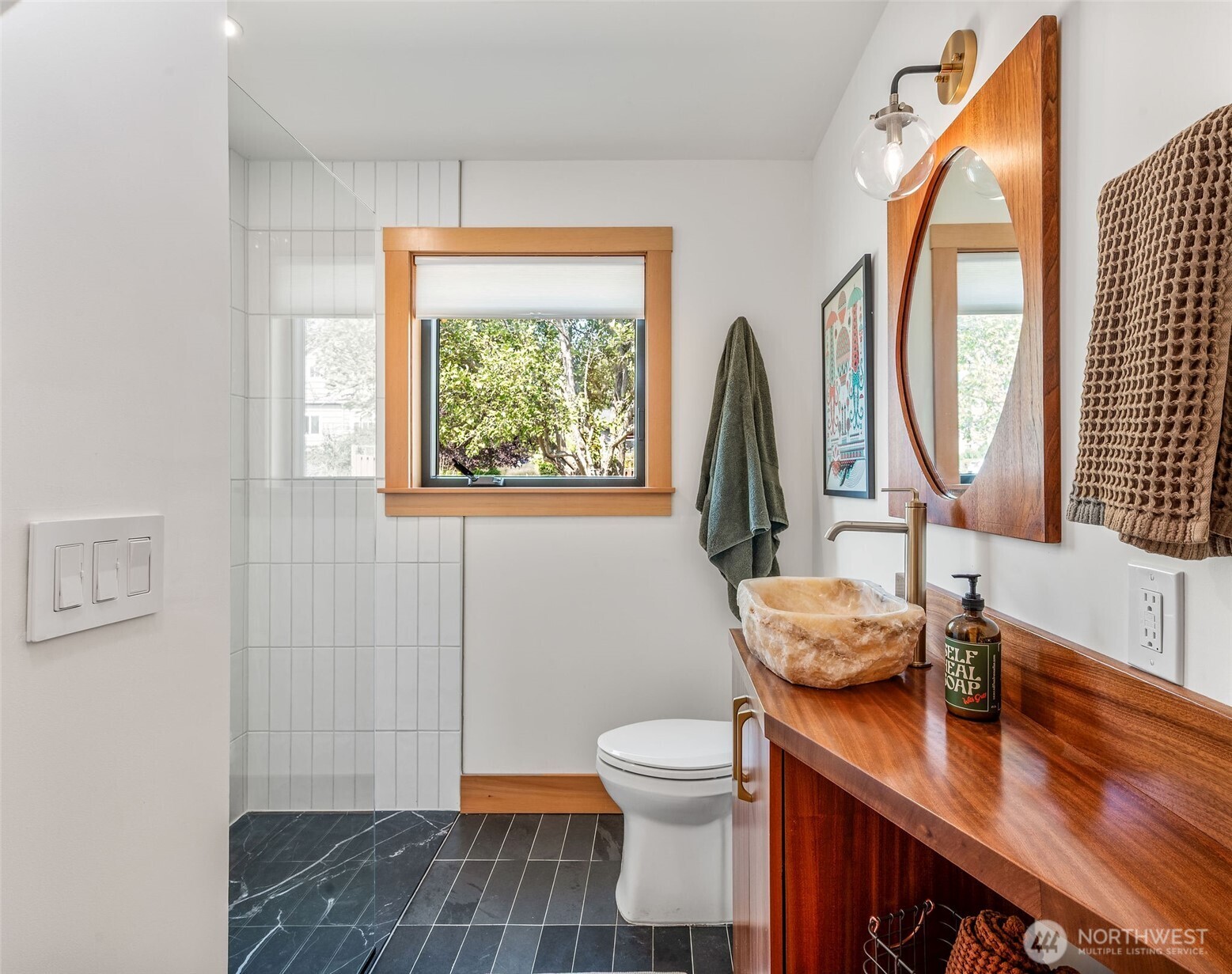 1738 Washington Street , Port Townsend, WA 98368