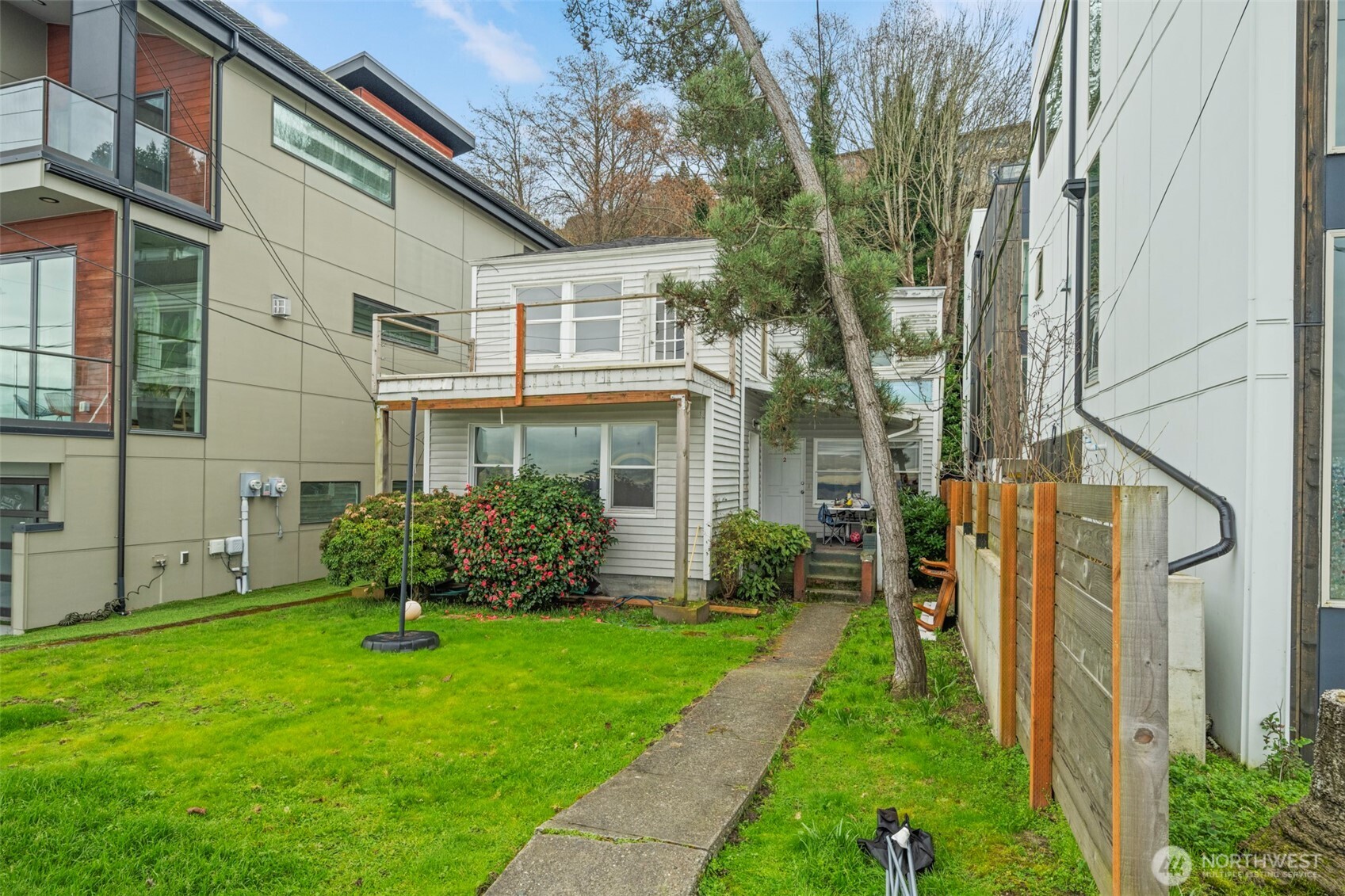1768 Alki Avenue SW, Seattle, WA 98116