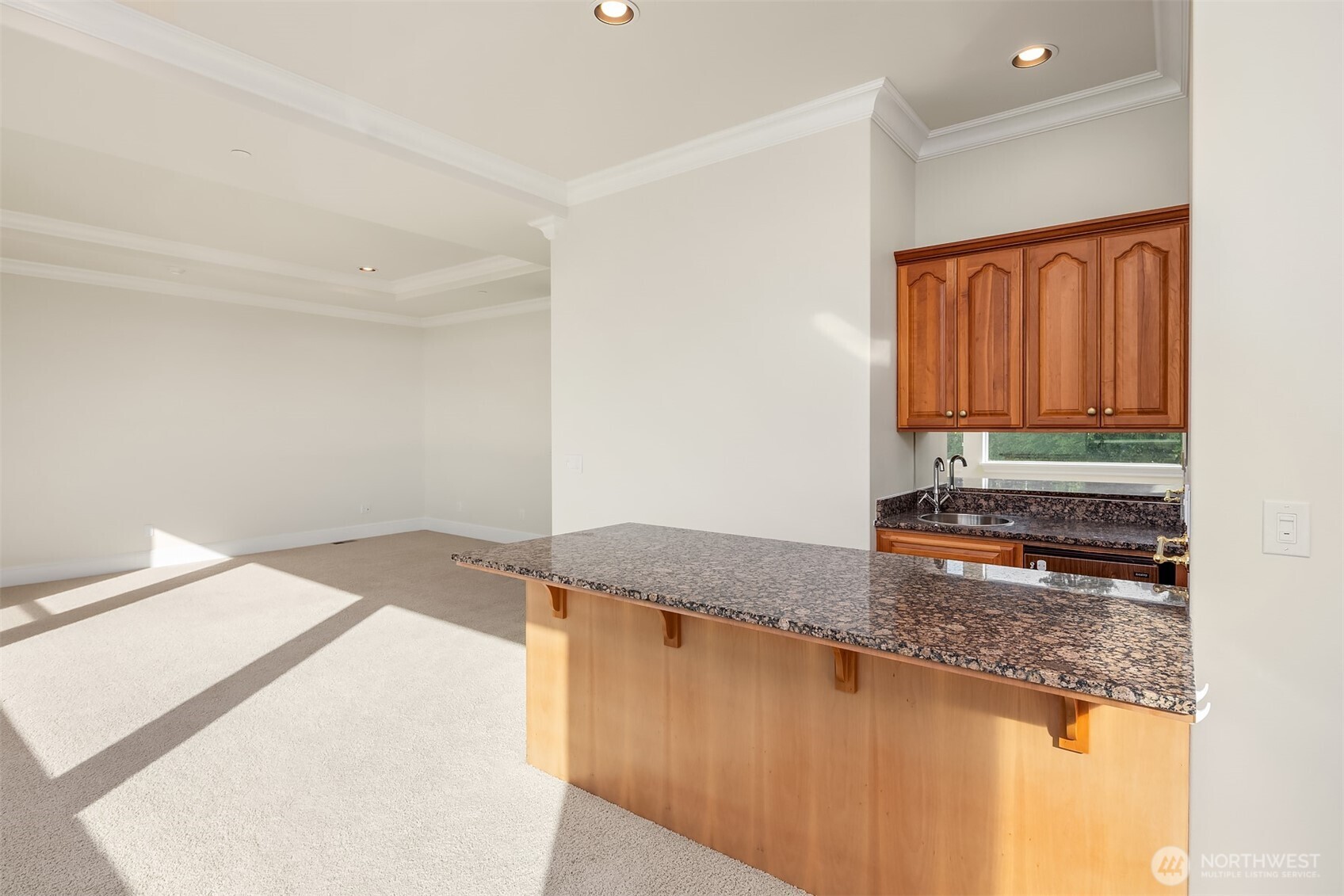 6404 NE 181st Street #A&B, Kenmore, WA 98028
