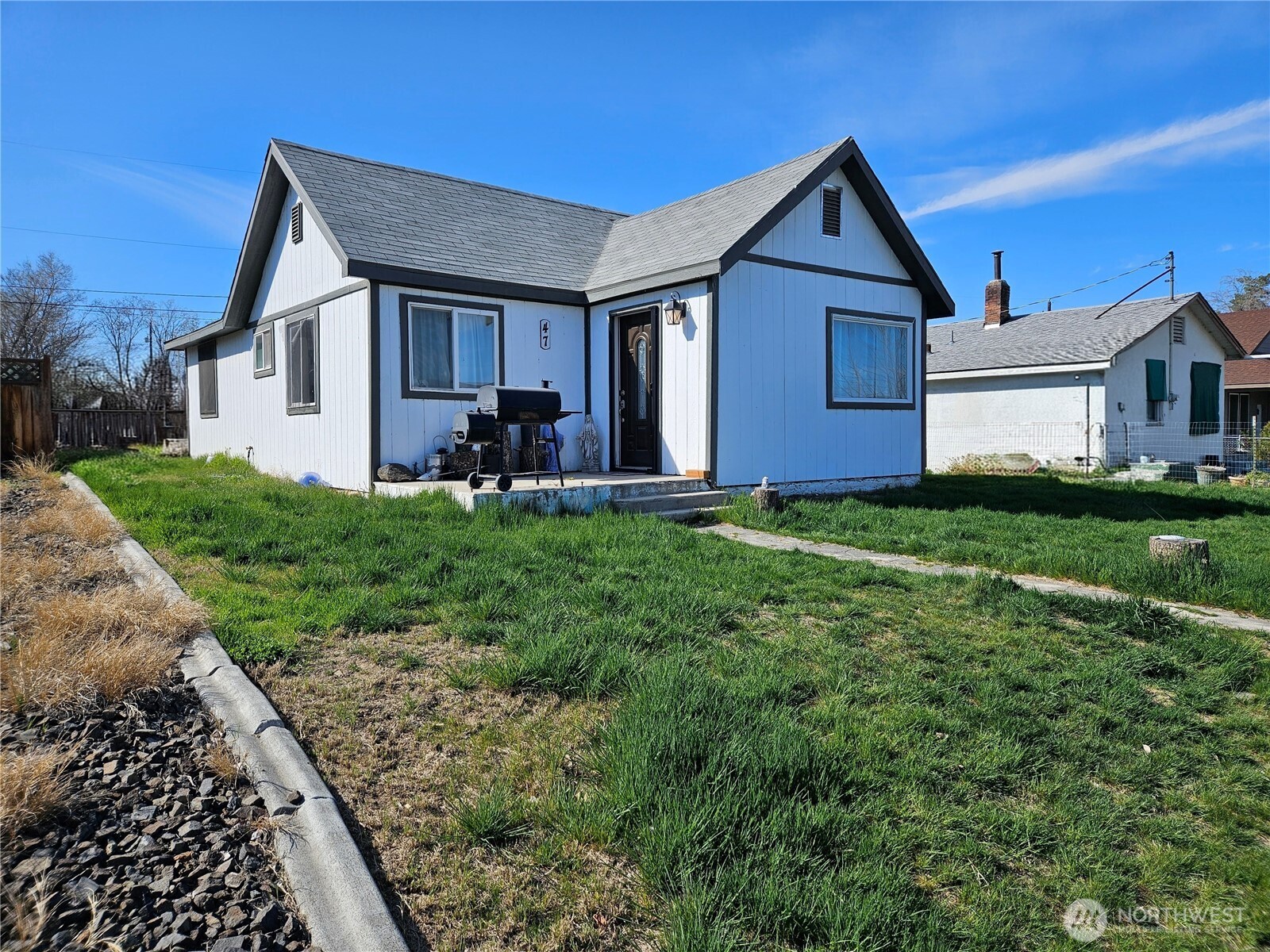 47 S Dogwood Street , Soap Lake, WA 98851