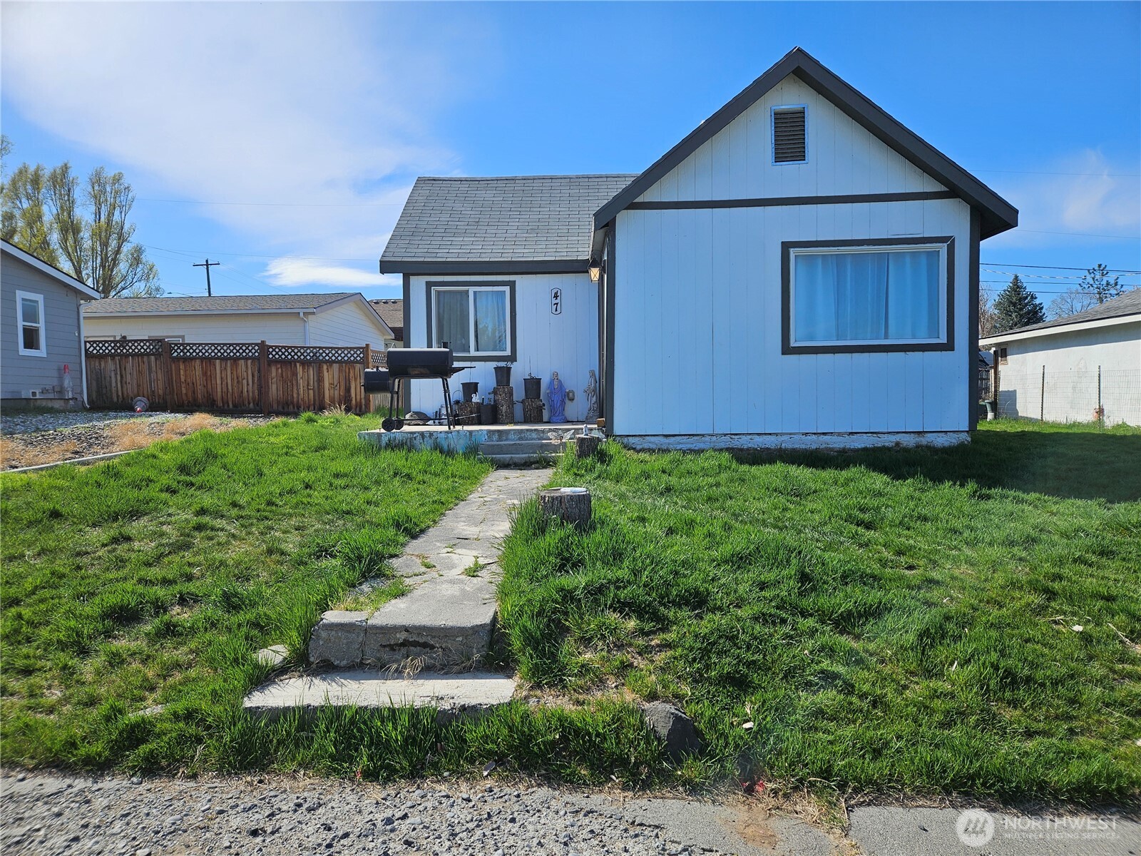 47 S Dogwood Street , Soap Lake, WA 98851