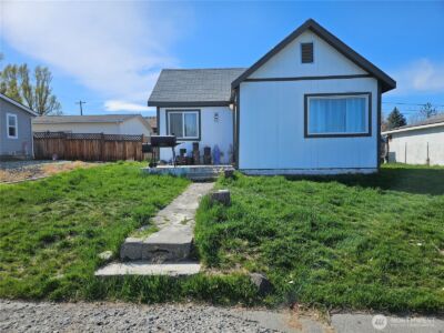 47 S Dogwood Street , Soap Lake, WA 98851 - Photo 2