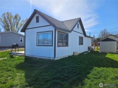 47 S Dogwood Street , Soap Lake, WA 98851 - Photo 3