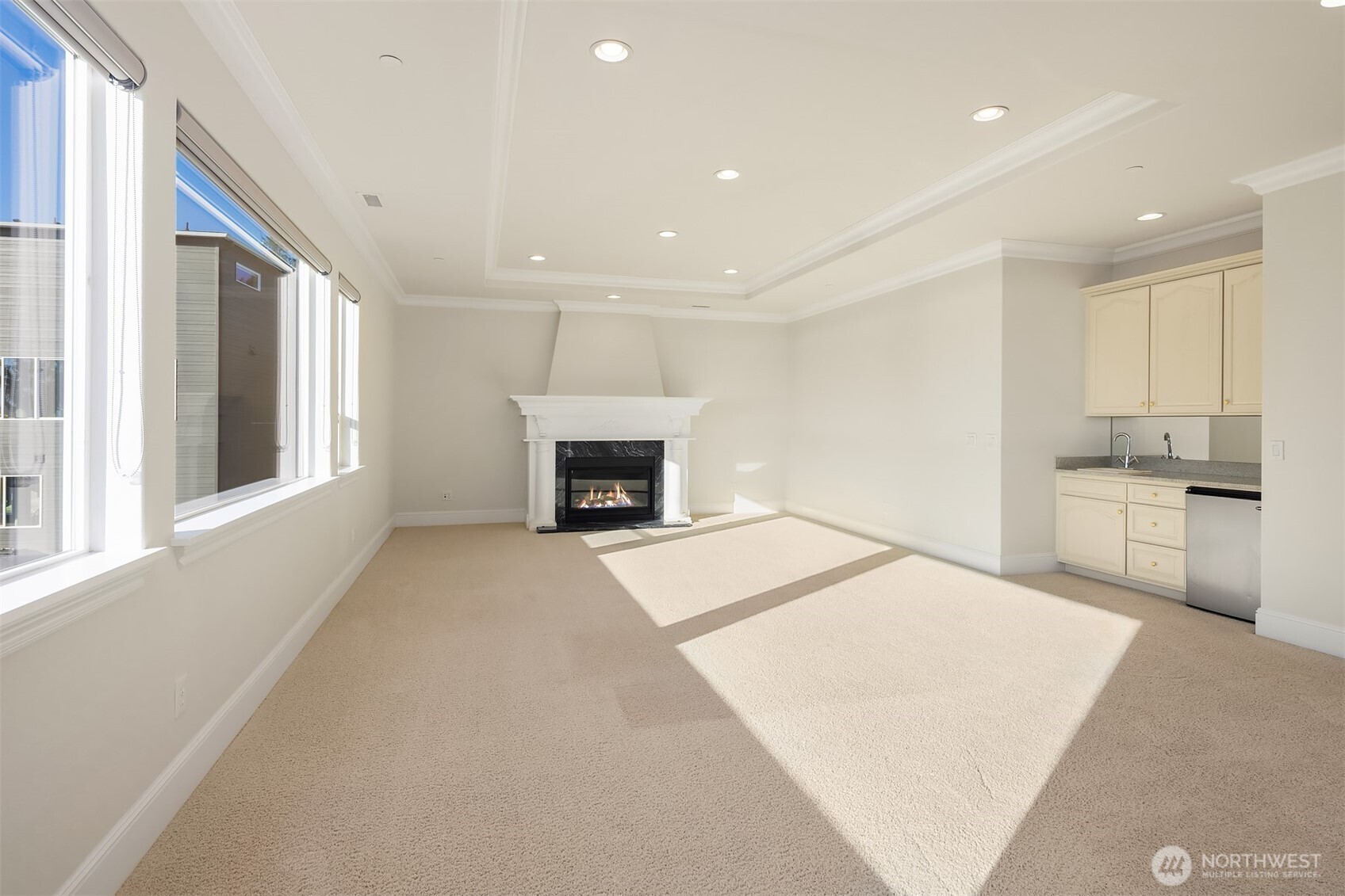 6404 NE 181st Street #A&B, Kenmore, WA 98028