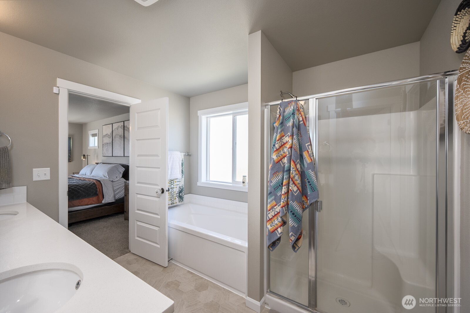 4750 W Hawk , Moses Lake, WA 98837