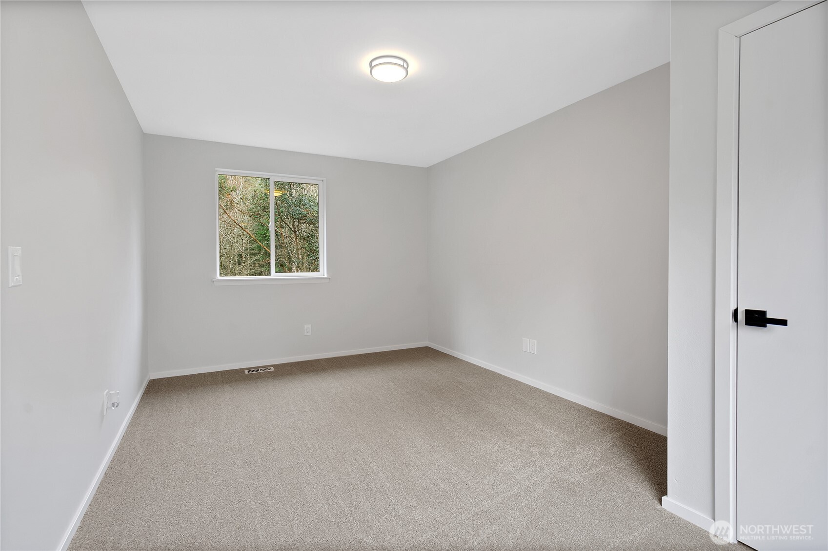 210 Tiedeman Road NW, Lakebay, WA 98349