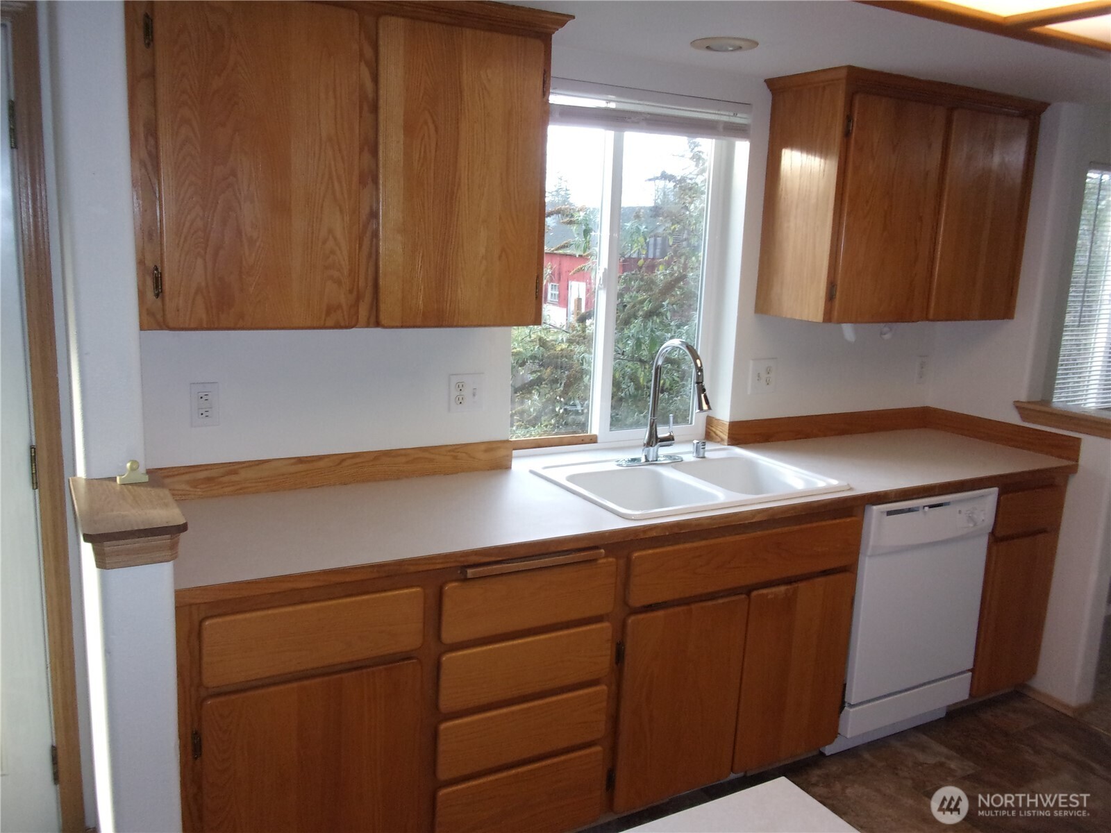 1128 123rd Street Ct E, Tacoma, WA 98445