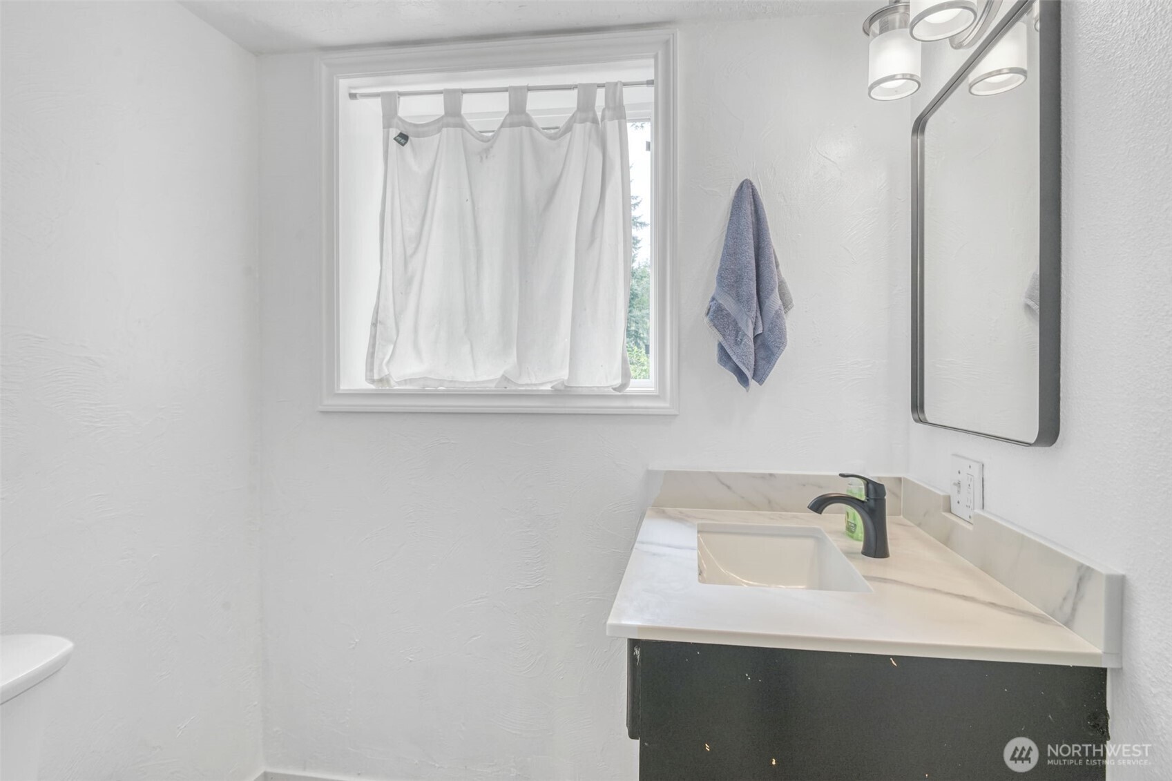 523 Haywire Road , Winlock, WA 98596