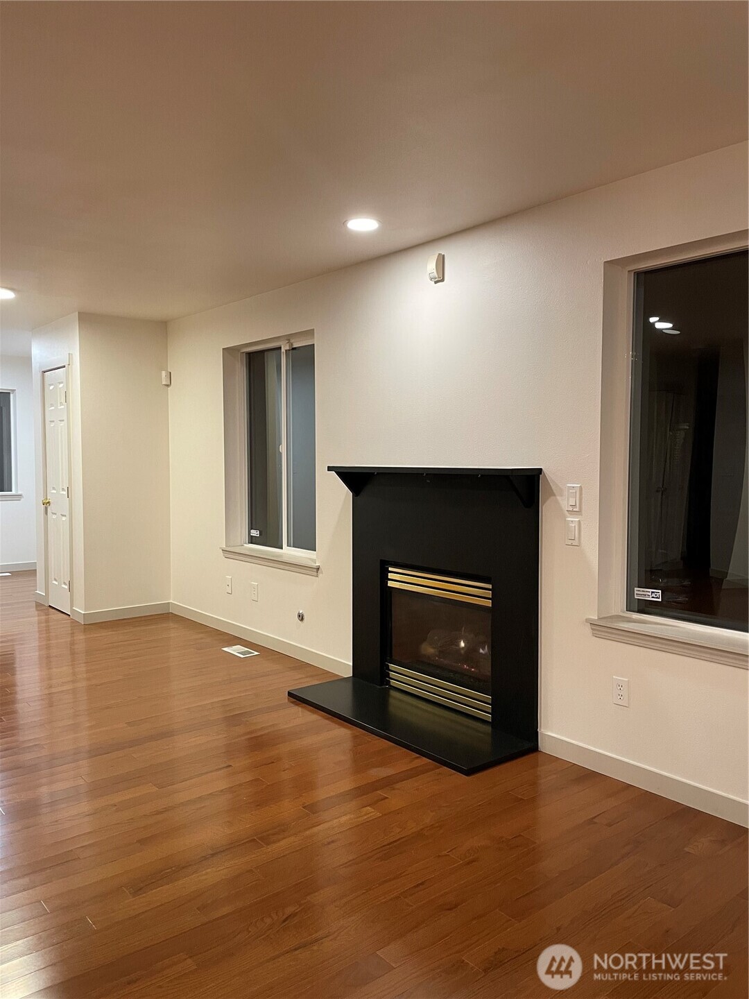 15409 51st Place W, Edmonds, WA 98026