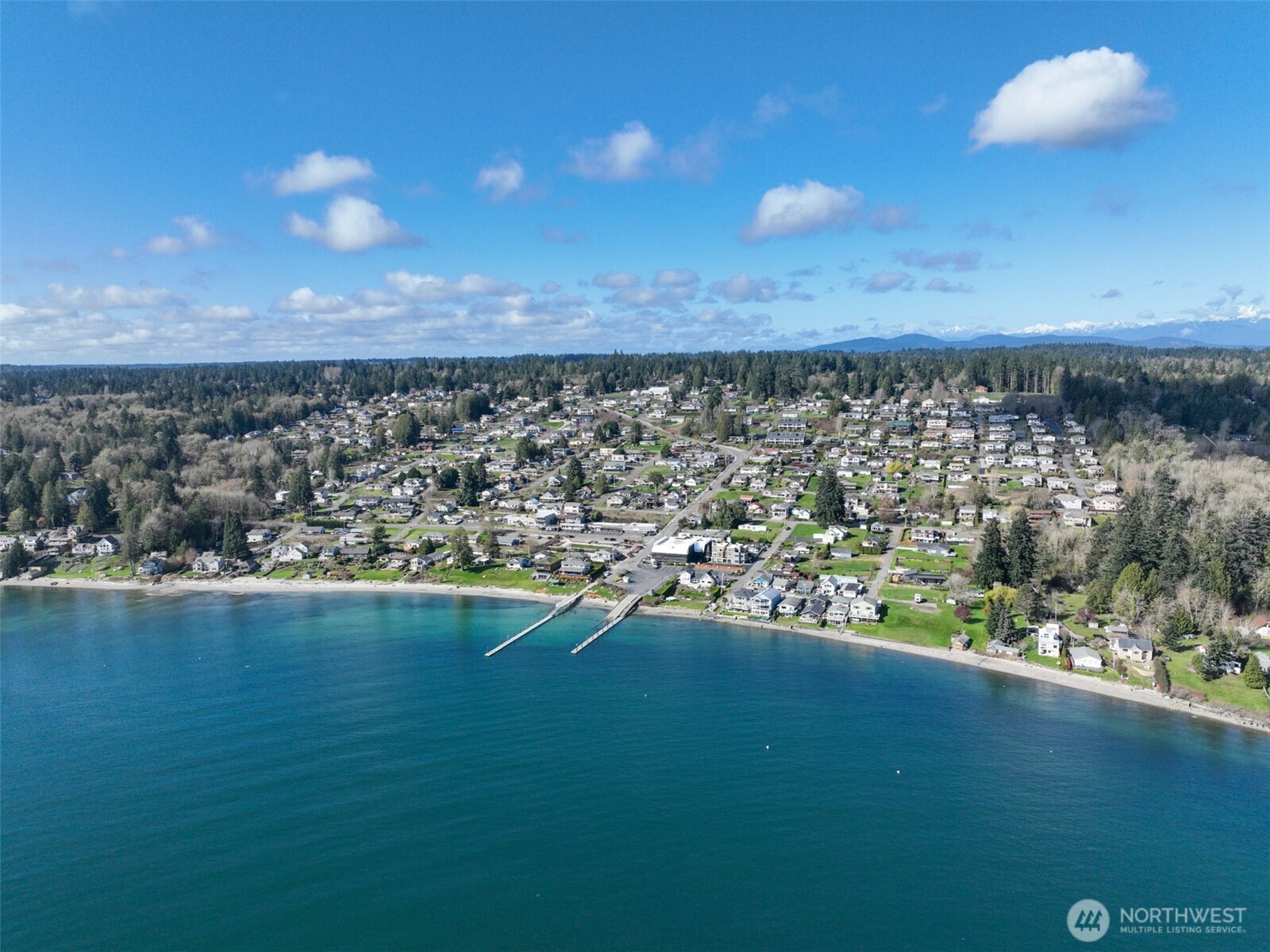 7317 E Chester Road , Port Orchard, WA 98366