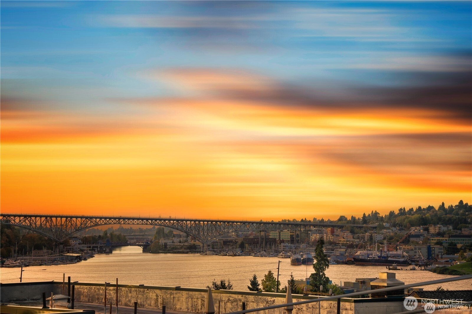 2020 Eastlake Avenue E, Seattle, WA 98102-3580