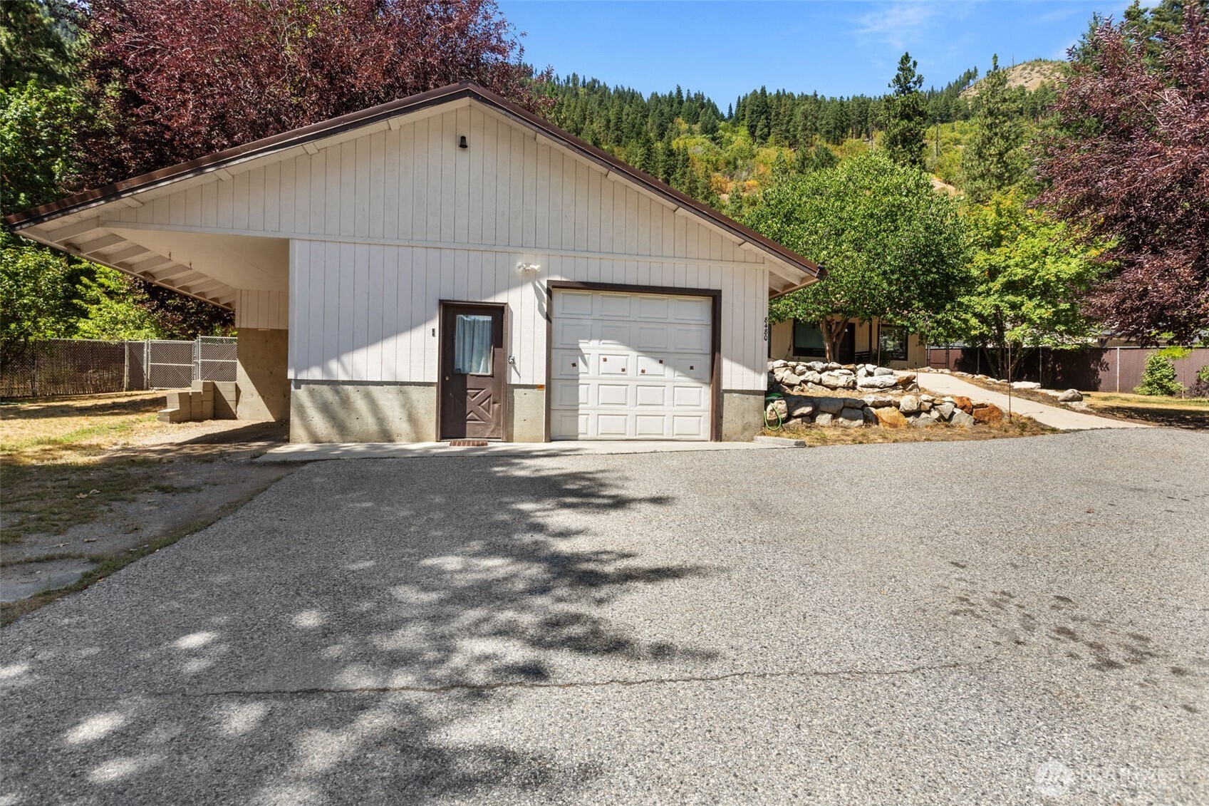 8480 Icicle Road , Leavenworth, WA 98826