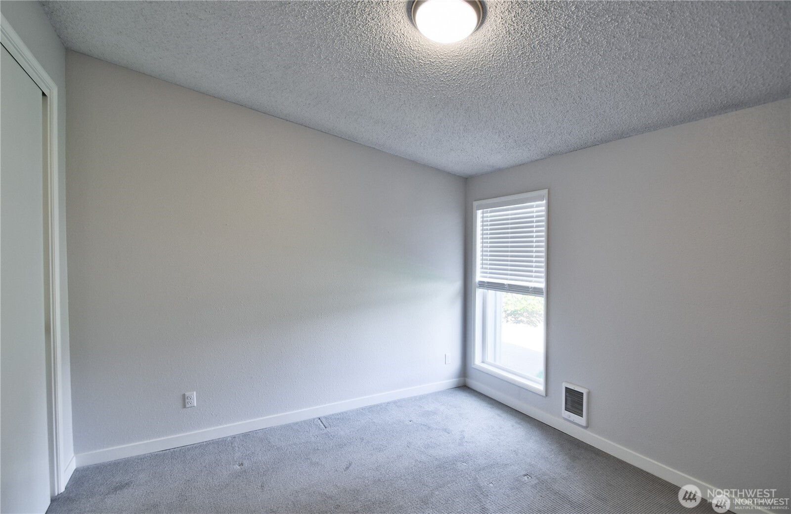 4107 Lloyd Street SE #A/B, Tumwater, WA 98501