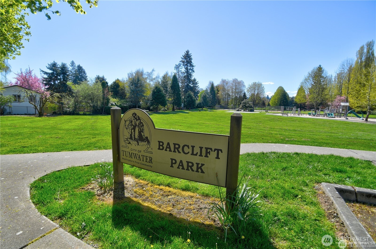 4107 Lloyd Street SE #A/B, Tumwater, WA 98501