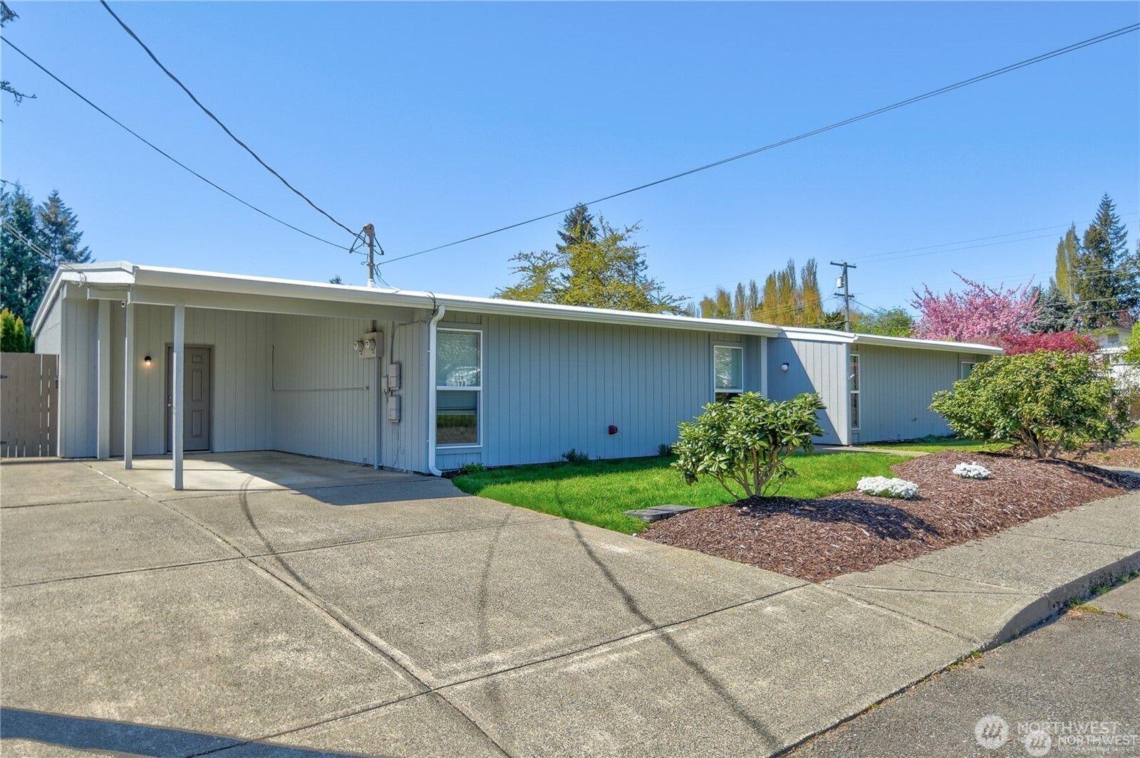 4107 Lloyd Street SE #A/B, Tumwater, WA 98501