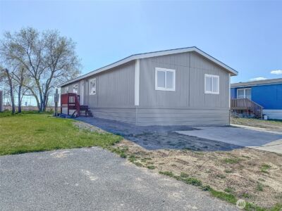 4000 Longview Street NE #96, Moses Lake, WA 98837