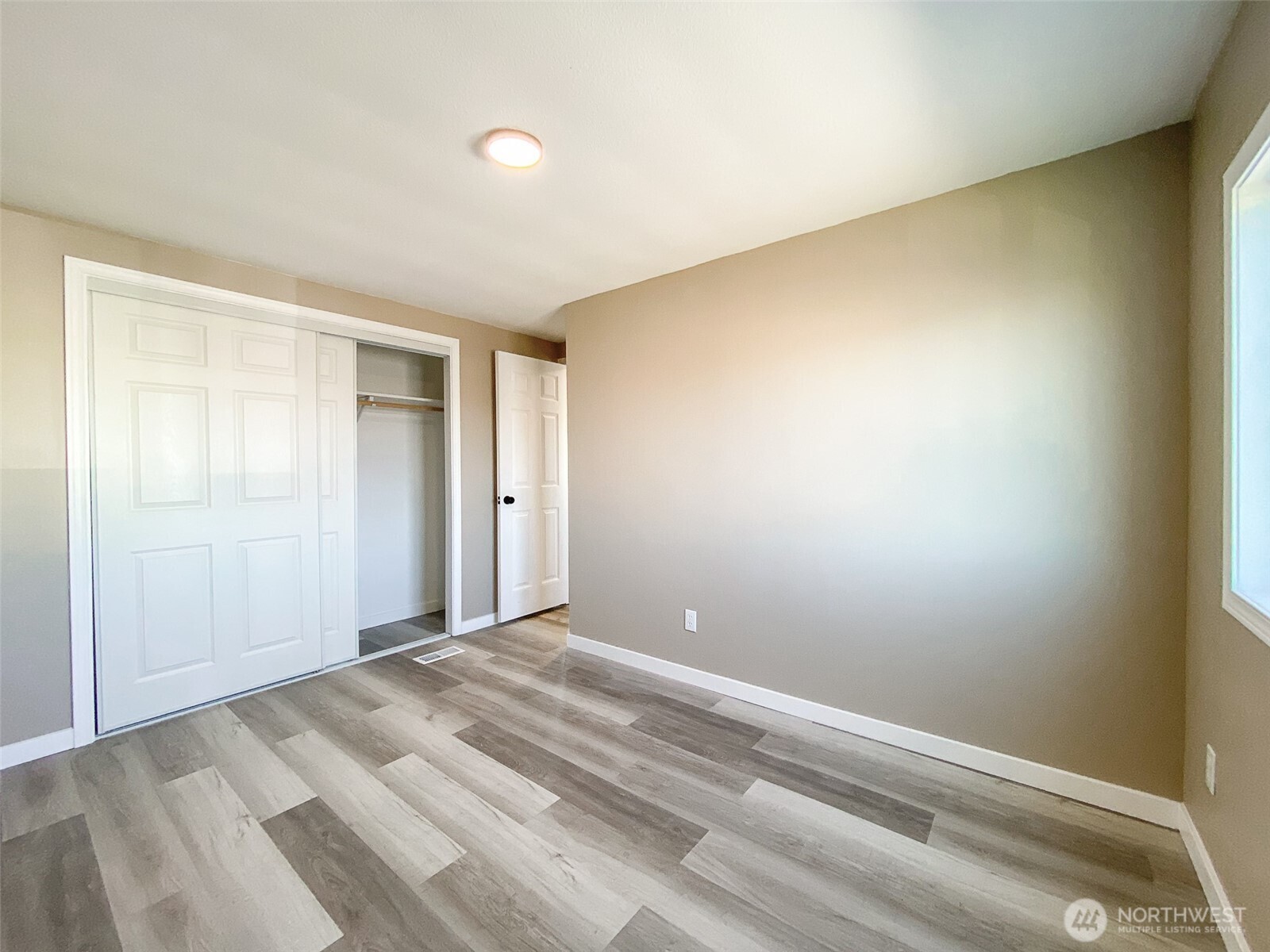 4000 Longview Street NE #96, Moses Lake, WA 98837