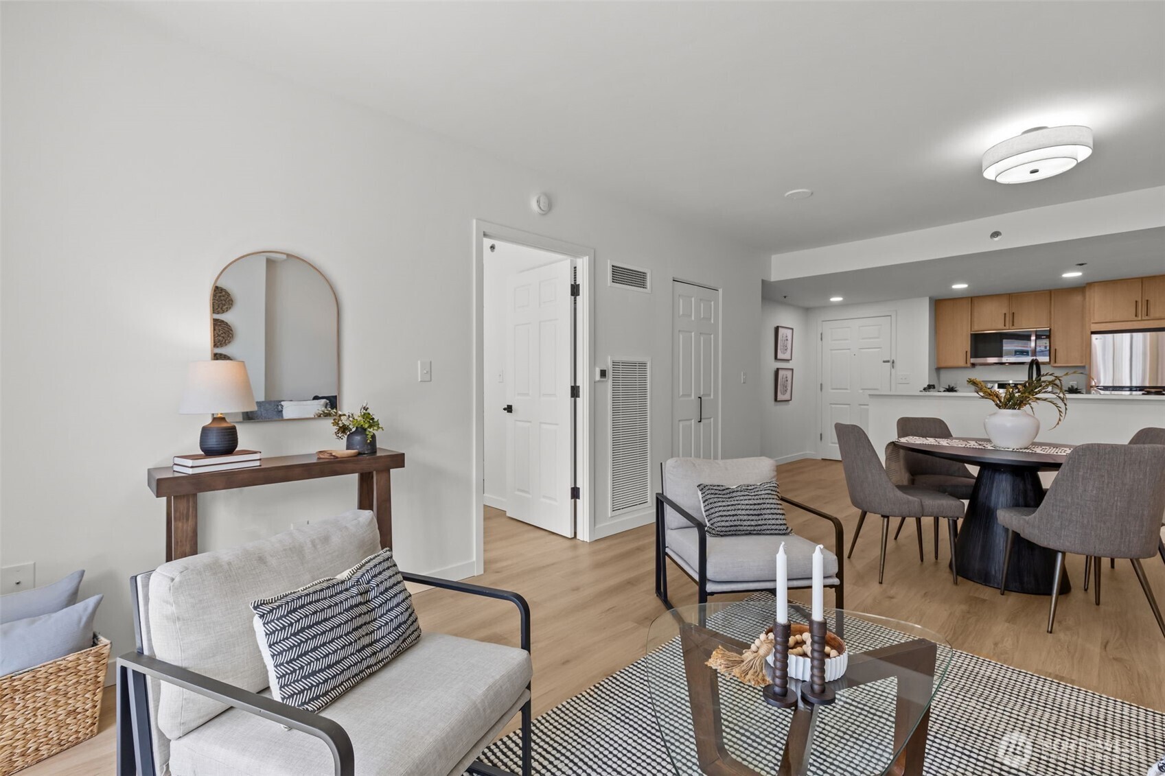 2600 2nd Avenue #504, Seattle, WA 98121