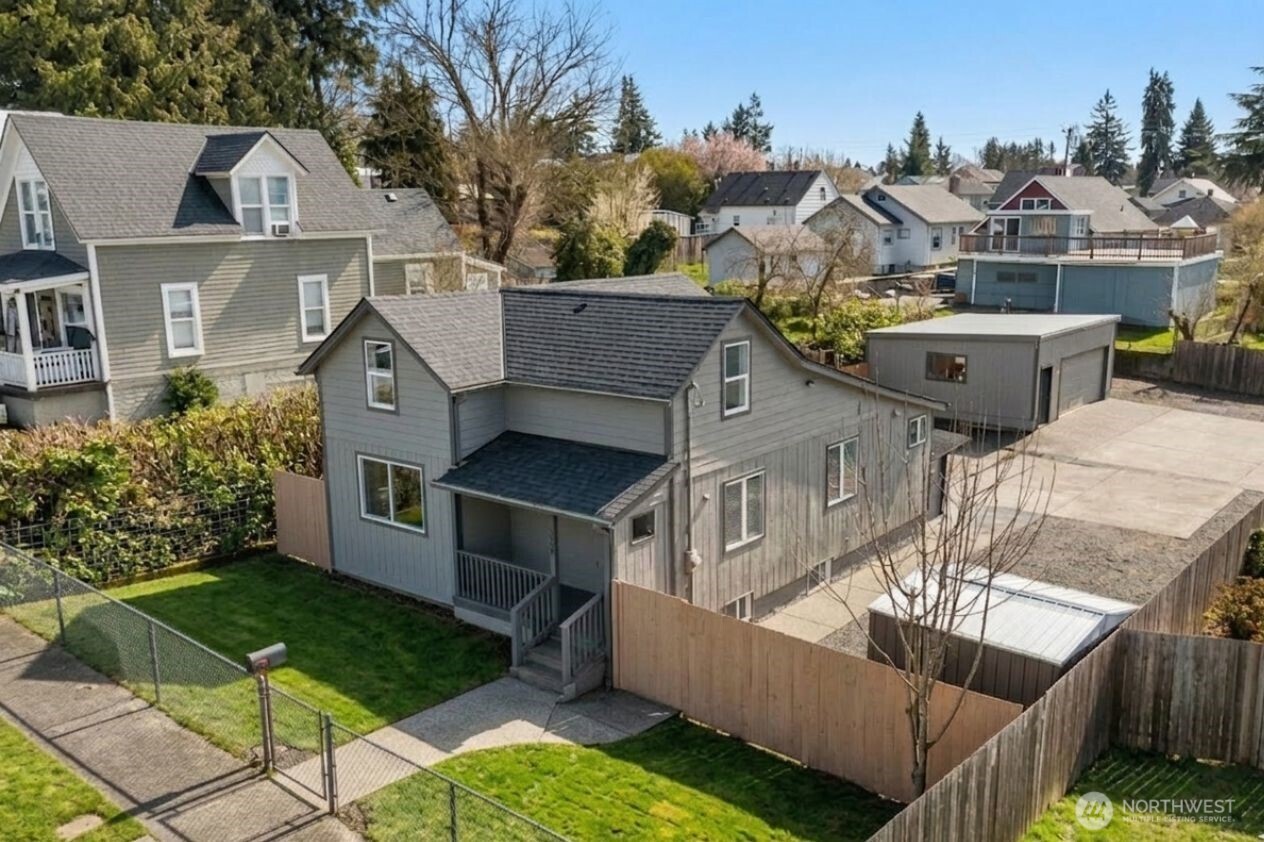 1426 S 41st Street , Tacoma, WA 98418-2512