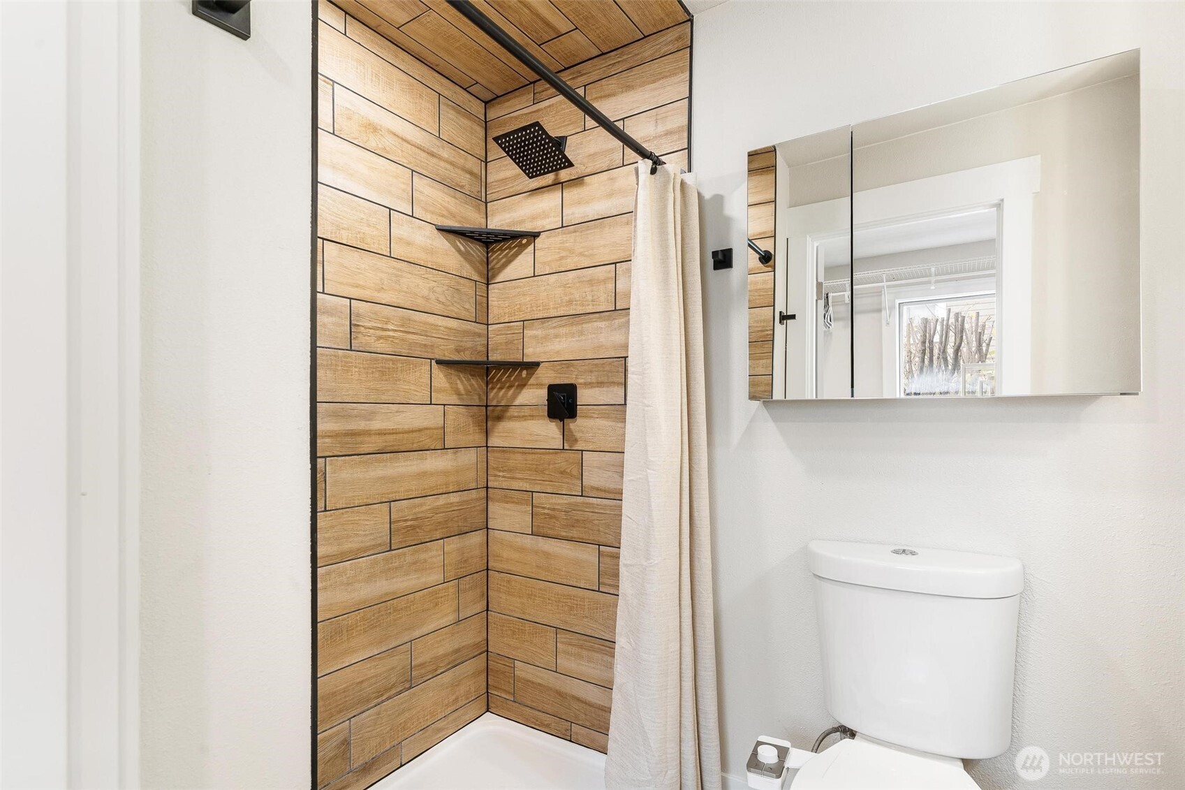 1426 S 41st Street , Tacoma, WA 98418-2512