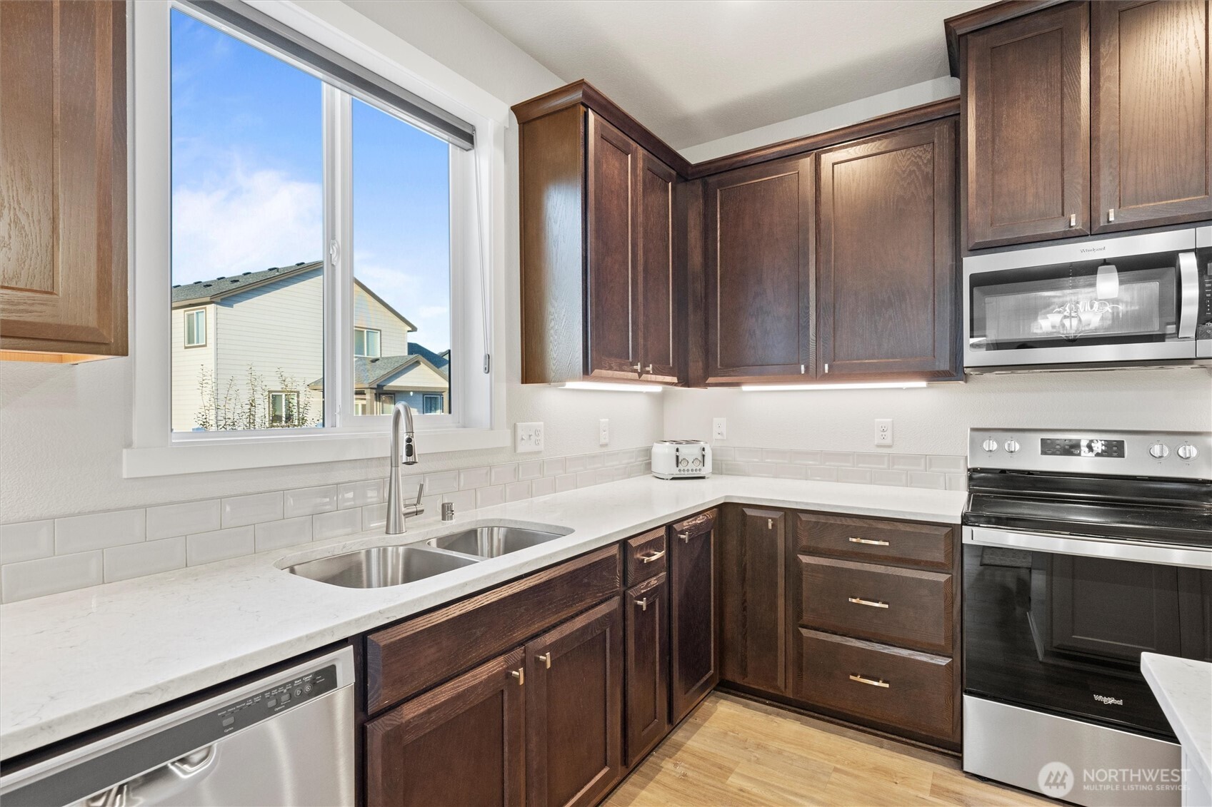 4712 W Coyote ST W, Moses Lake, WA 98837