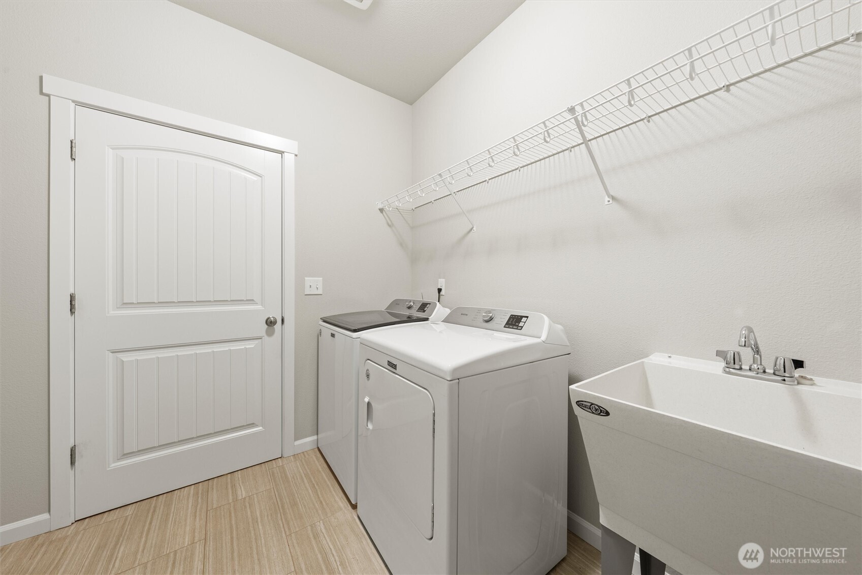 4712 W Coyote ST W, Moses Lake, WA 98837