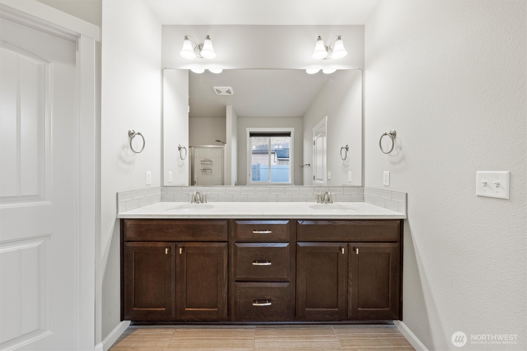 4712 W Coyote ST W, Moses Lake, WA 98837