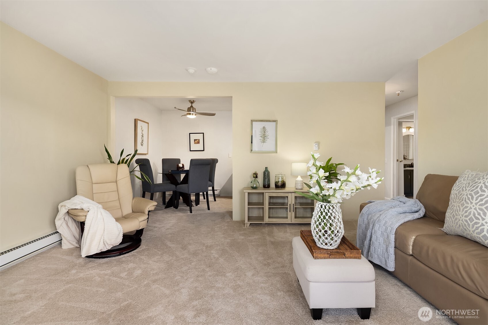 19411 56th Avenue W #218, Lynnwood, WA 98036