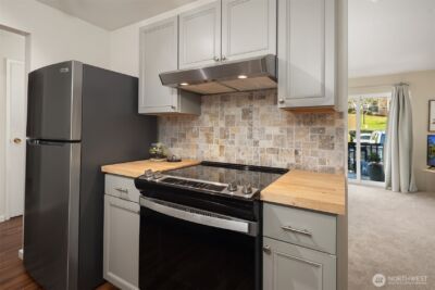 19411 56th Avenue W #218, Lynnwood, WA 98036 - Photo 4