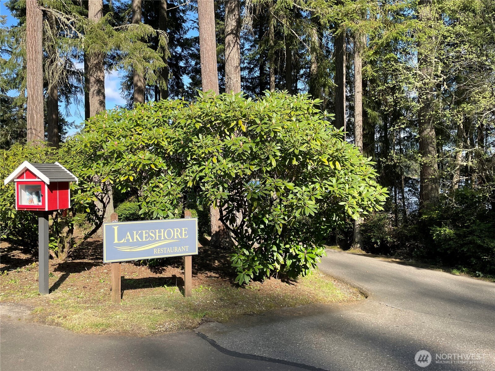 11024 Cascade Place , Anderson Island, WA 98303-9615