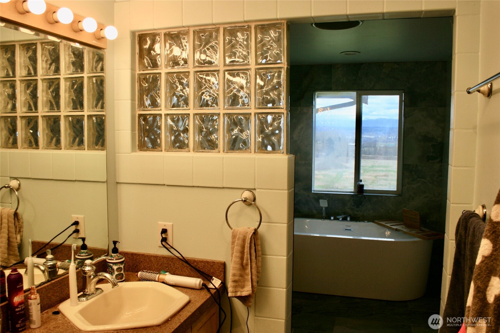 15625 11th Avenue NE, Arlington, WA 98223