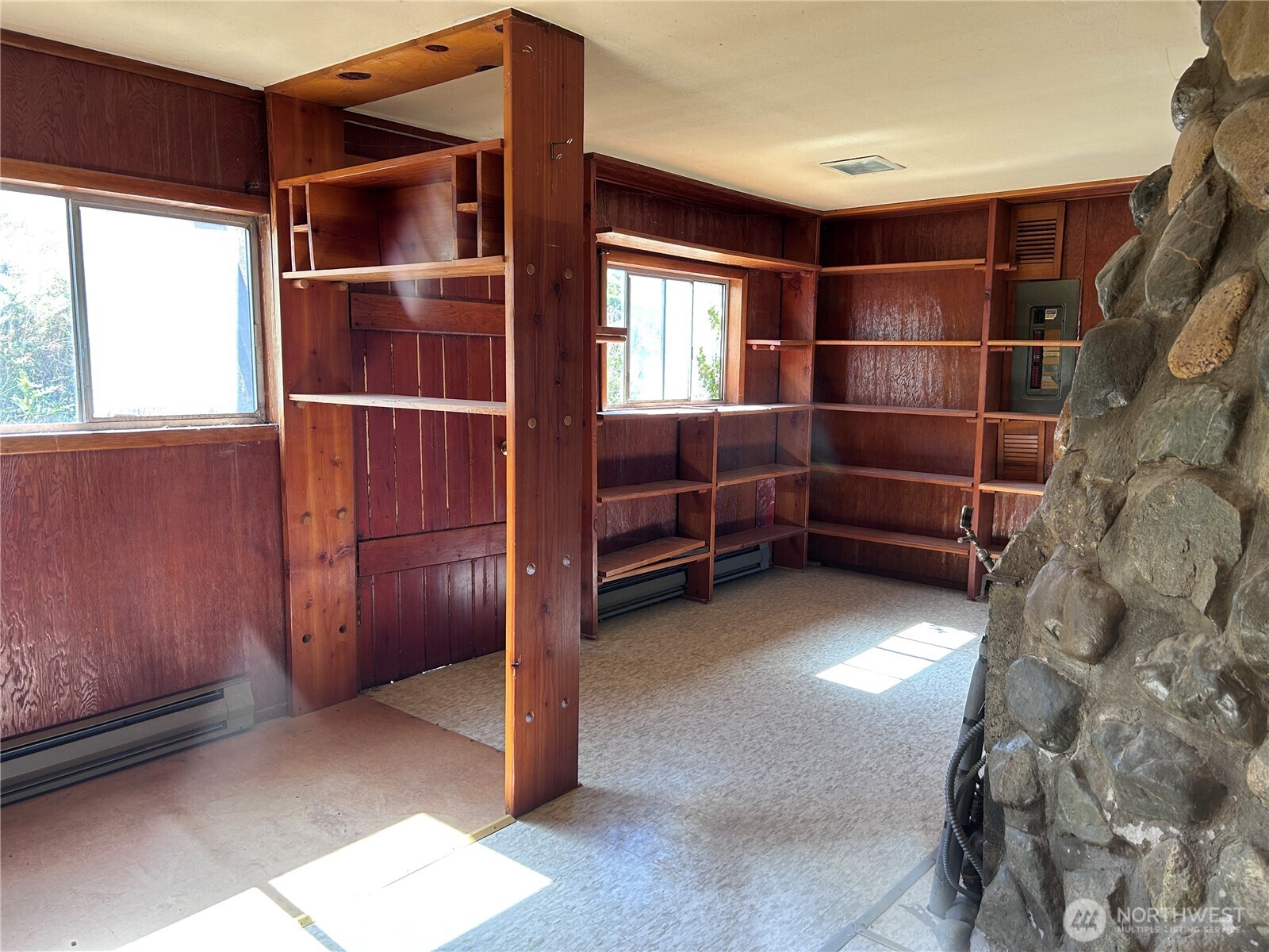 1716 E Third Street , Port Angeles, WA 98362