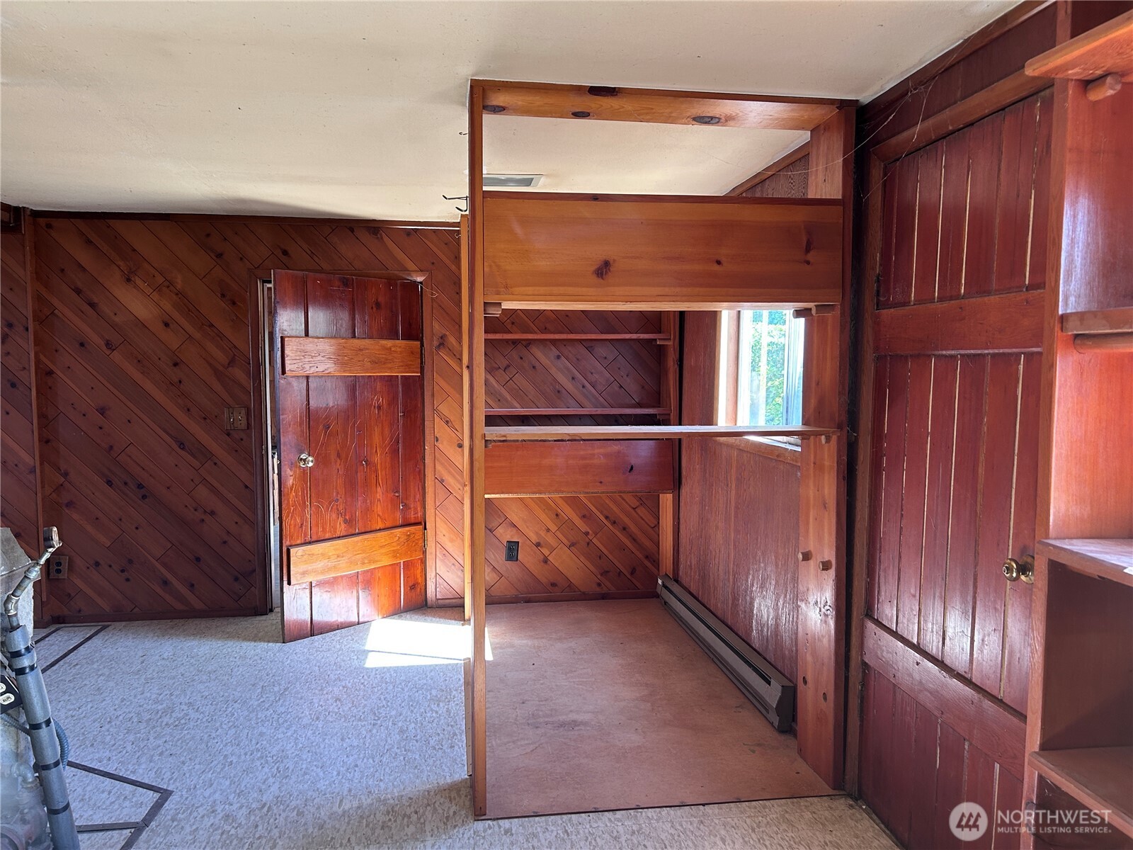 1716 E Third Street , Port Angeles, WA 98362