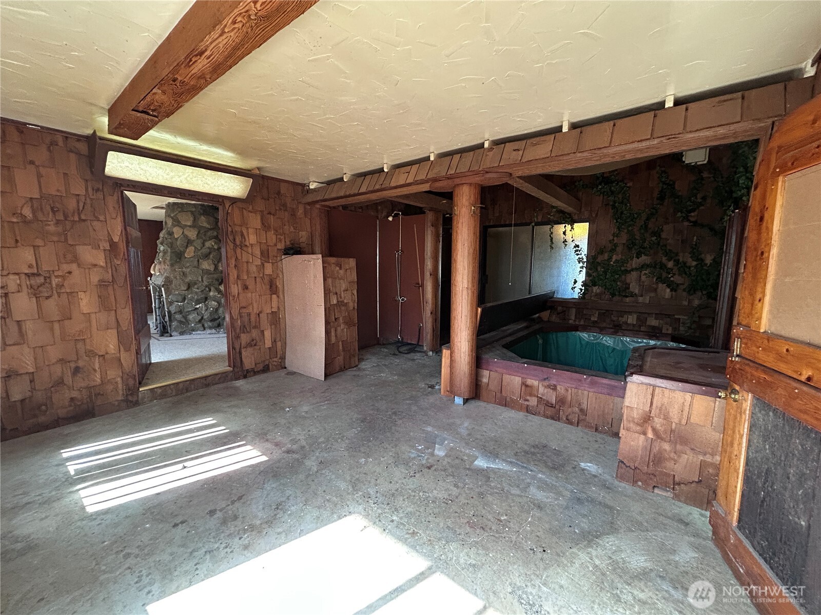 1716 E Third Street , Port Angeles, WA 98362